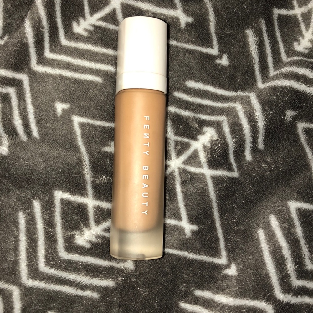 Fenty beauty pro filtr foundation